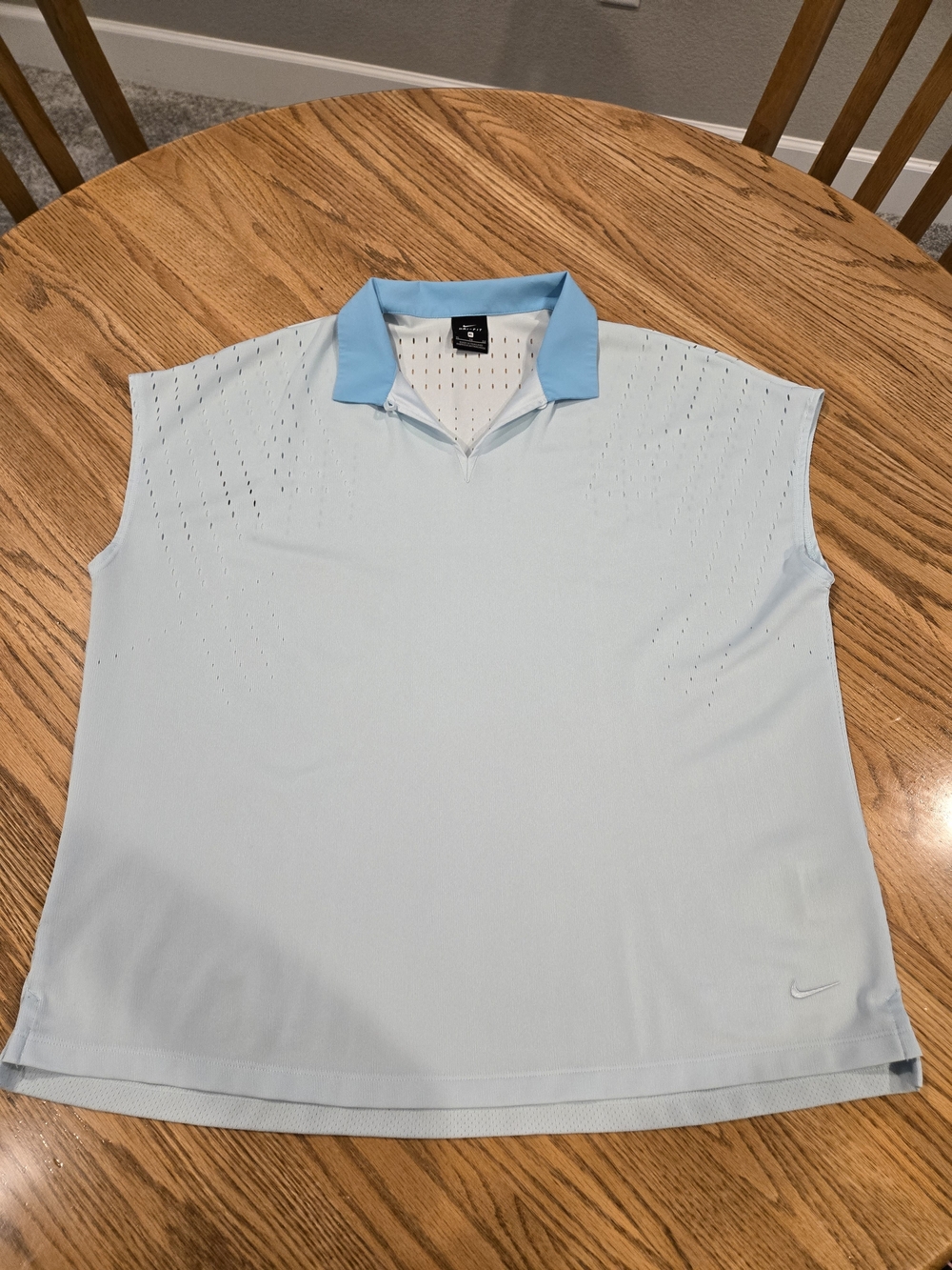 Nike Dri-FIT Women's Polo Shirt XL Light Blue Solid Sleeveless Moisture Wicking